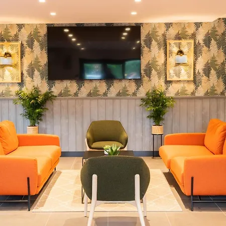 Campanile A9/a61 Narbonne