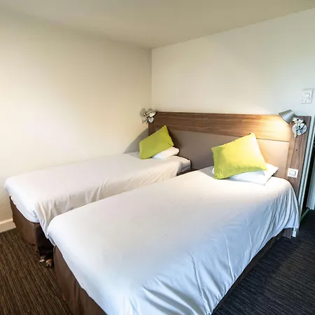 Hotel Campanile A9/a61 3*