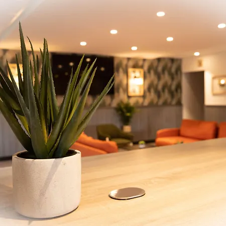 Szálloda Campanile A9/a61 Narbonne